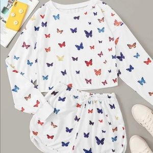 COPY - Butterfly lounge set FREE WITH PURCHASE 🦋